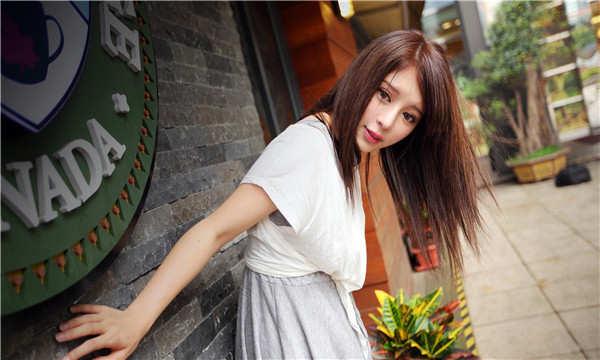 绵阳想找一个女性生孩子给报酬-｛找个女人生孩子多少钱｝